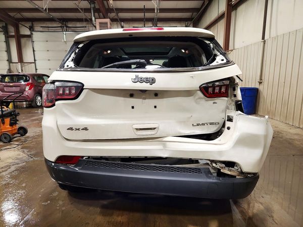 2017 JEEP COMPASS Limited — DIRR