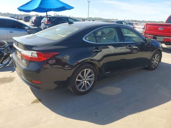 2017 LEXUS ES 300h — PSRA