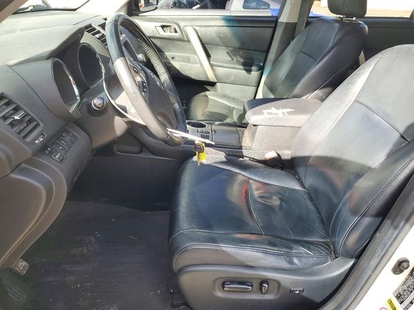 2012 TOYOTA HIGHLANDER Base/Hybrid — DENT