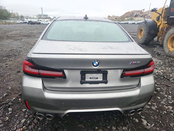 2023 BMW M5 — DIRR