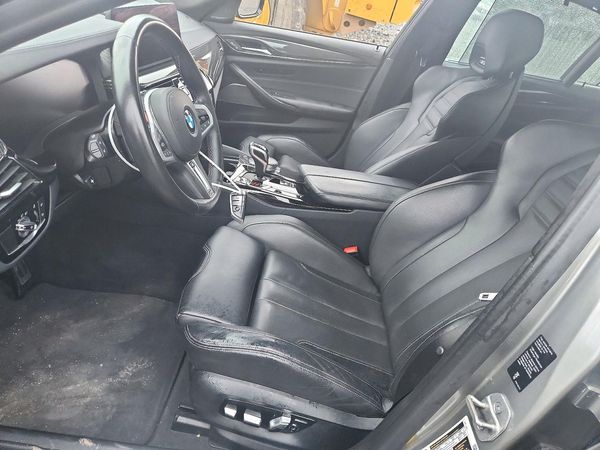 2023 BMW M5 — DENT