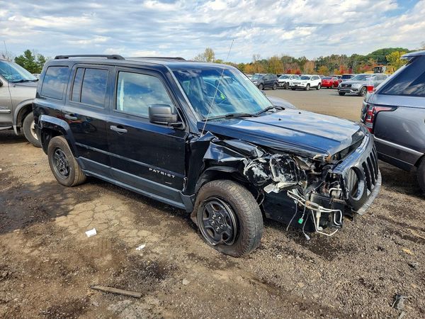2012 JEEP PATRIOT Sport — Passenger 3/4
