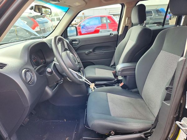 2012 JEEP PATRIOT Sport — DENT