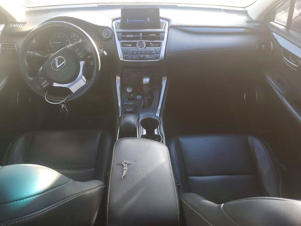 2015 LEXUS NX 200t Luxury
