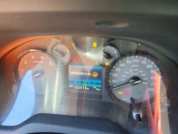 2015 TOYOTA TUNDRA SR5 Grade — ODOM