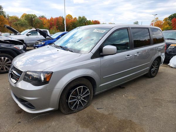 2017 DODGE GRAND CARAVAN — DSFA — Front 3/4
