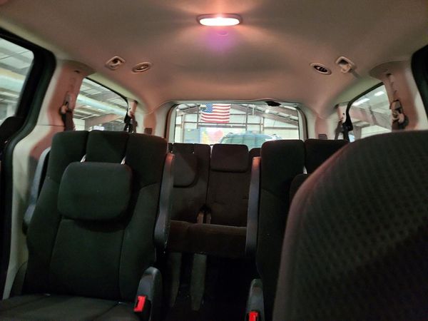 2013 DODGE GRAND CARAVAN SE — SUVN