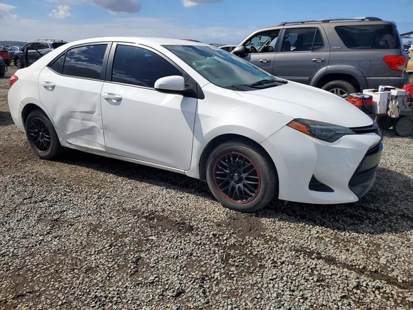 2019 TOYOTA COROLLA L/LE/SE/XLE/XSE — Passenger 3/4