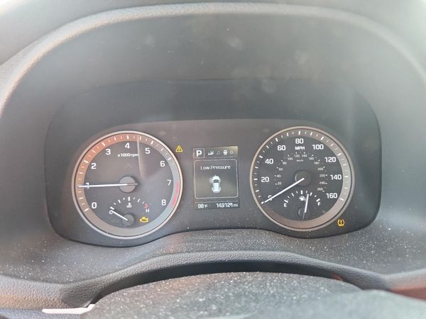 2017 HYUNDAI TUCSON — ODOM