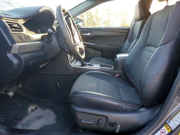 2016 TOYOTA CAMRY — DENT