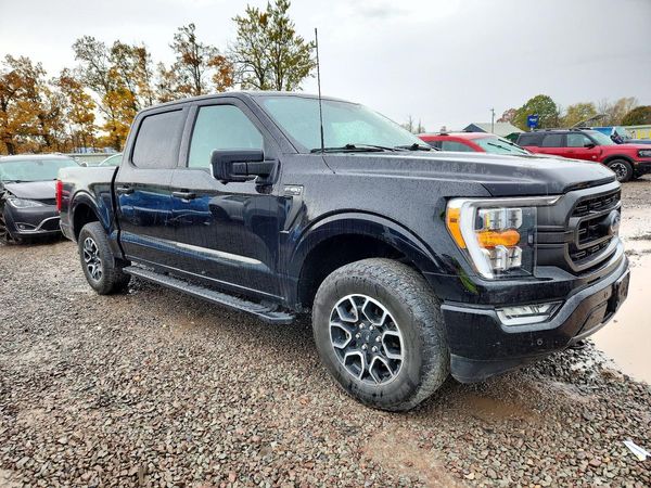 2023 FORD F150 SuperCrew — Passenger 3/4