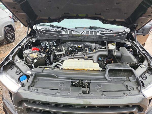 2023 FORD F150 SuperCrew — Engine bay