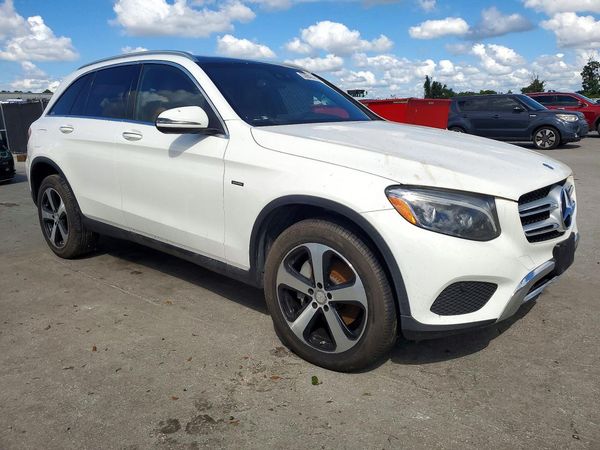 2016 MERCEDES-BENZ GLC-CLASS GLC300 Base-4M — Passenger 3/4