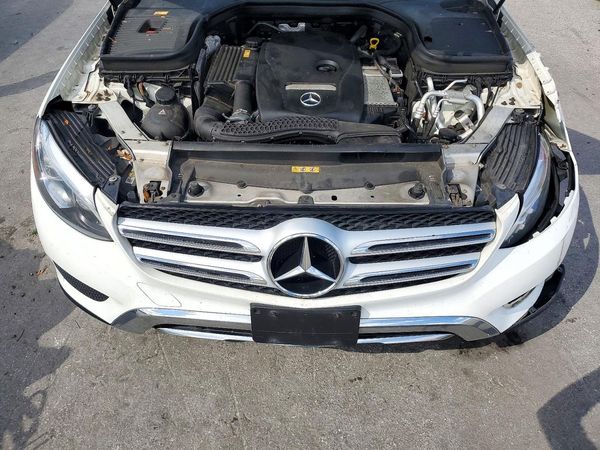 2016 MERCEDES-BENZ GLC-CLASS GLC300 Base-4M — Engine bay