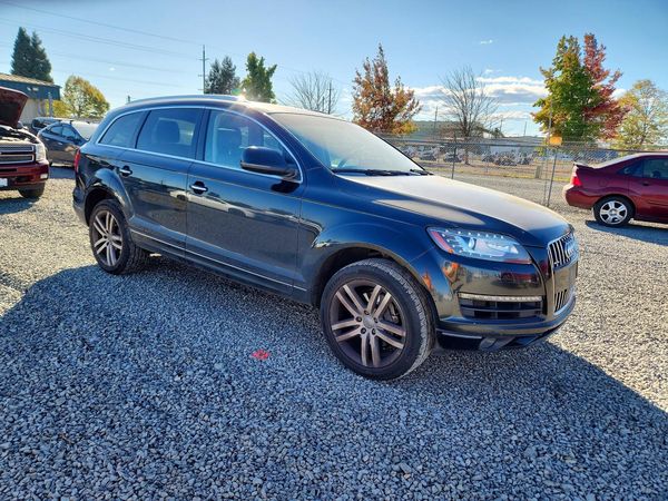 2014 AUDI Q7 Premium Plus — Passenger 3/4
