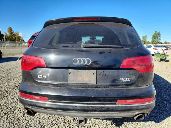 2014 AUDI Q7 Premium Plus — DIRR
