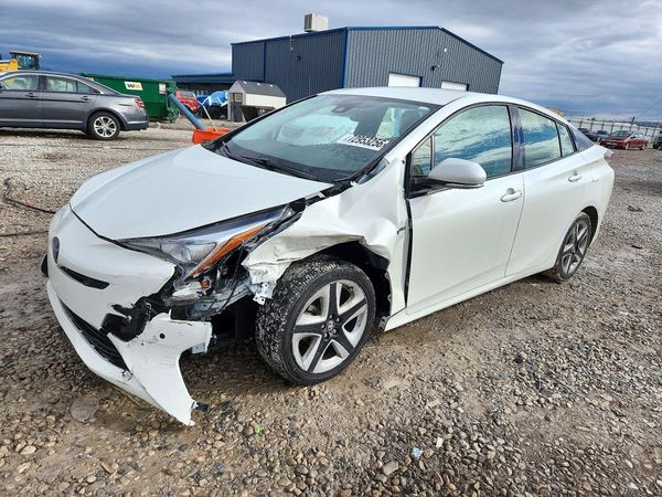 2017 TOYOTA PRIUS — DSFA — Front 3/4