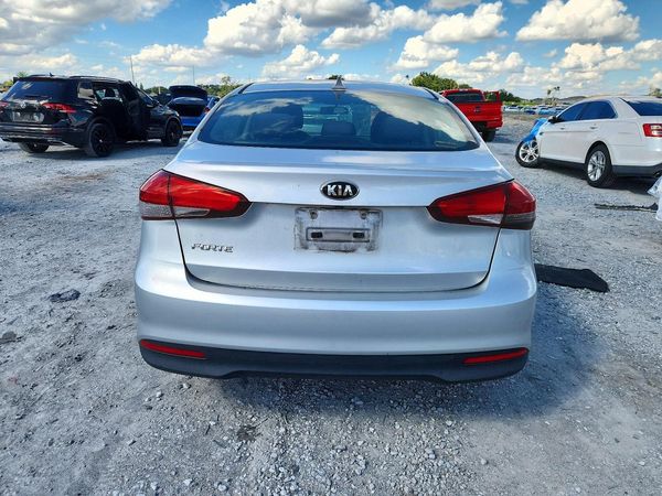 2017 KIA FORTE LX Popular, S — DIRR