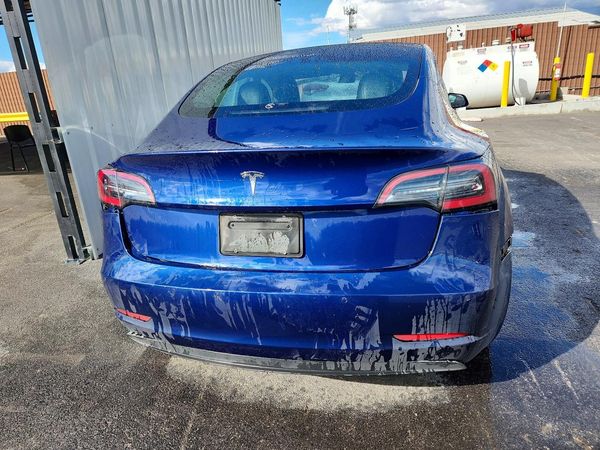 2022 TESLA MODEL 3 — DIRR