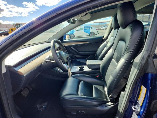 2022 TESLA MODEL 3 — DENT