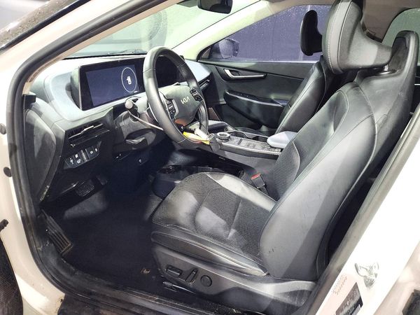 2023 KIA EV6 Light, Wind — DENT