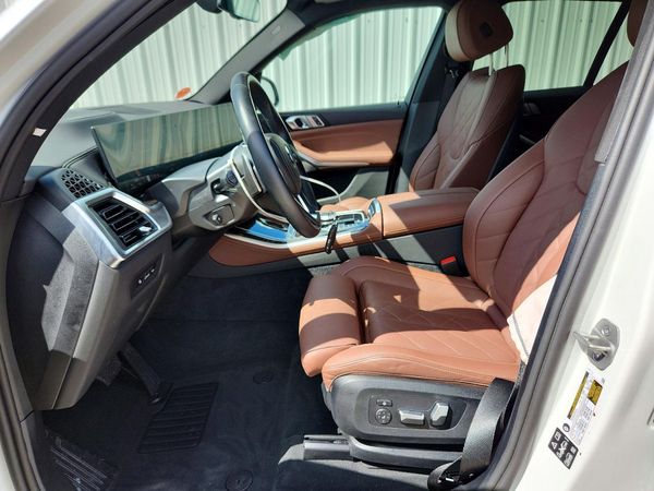 2026 BMW X5 xDrive40 — DENT