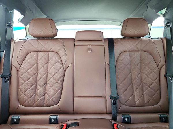 2026 BMW X5 xDrive40 — SUVN
