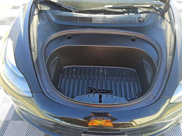 2022 TESLA MODEL 3 — Engine bay