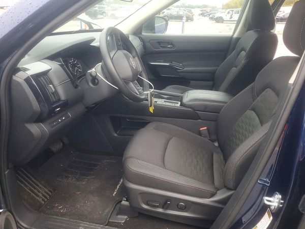 2026 NISSAN PATHFINDER SV — DENT