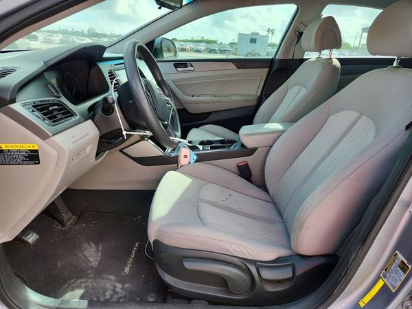 2016 HYUNDAI SONATA GL (Middle-Low) — DENT