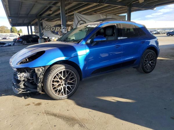 2019 PORSCHE MACAN — Front 3/4