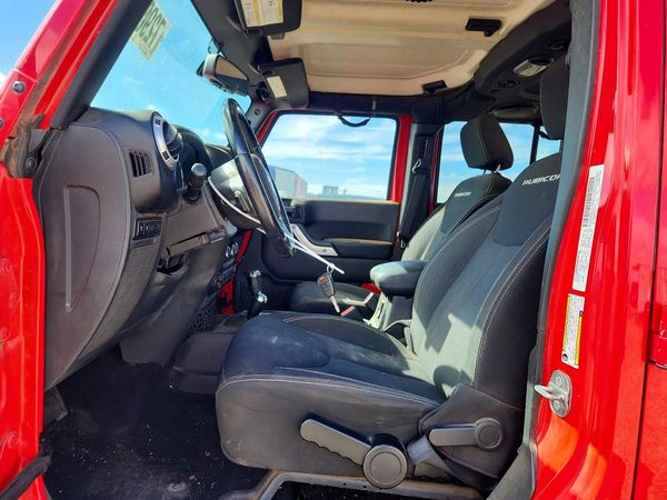 2014 JEEP WRANGLER Rubicon — DENT