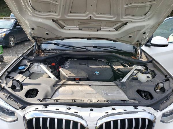 2020 BMW X3 xDrive30i — Engine bay