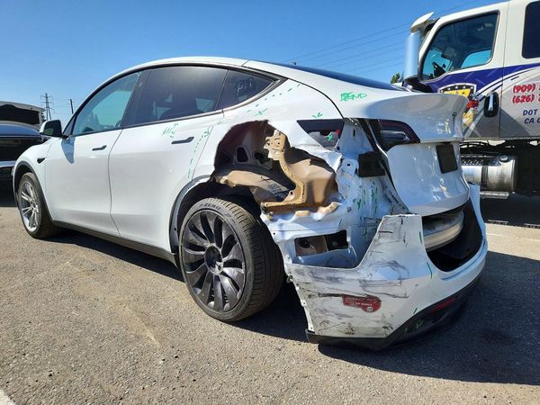 2023 TESLA MODEL Y — DSRA
