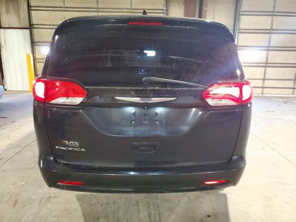 2017 CHRYSLER PACIFICA Touring — DIRR