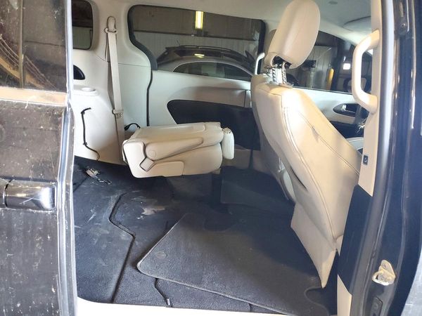 2017 CHRYSLER PACIFICA Touring — PSRS