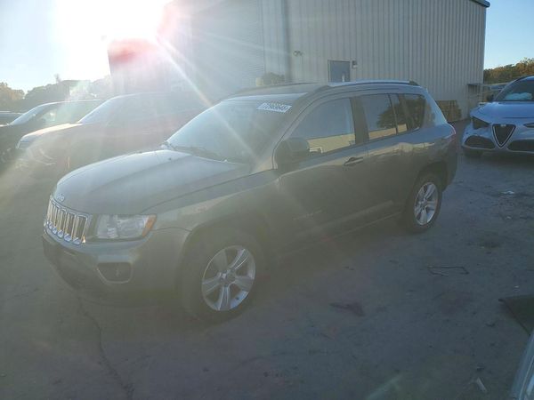 2012 JEEP COMPASS Sport — Front 3/4