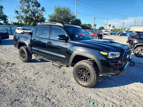 2021 TOYOTA TACOMA SR5 — Passenger 3/4