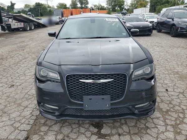 2020 CHRYSLER 300