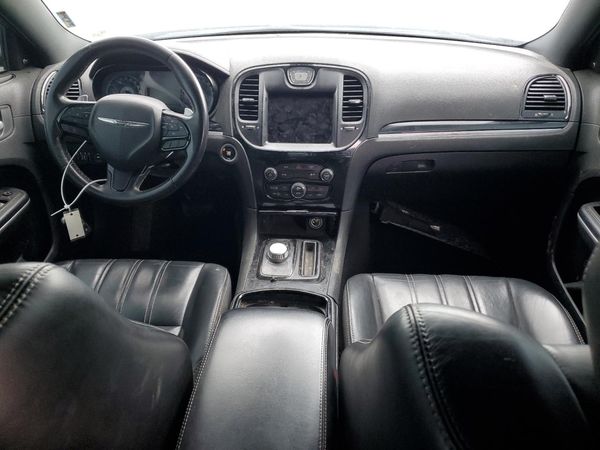 2020 CHRYSLER 300