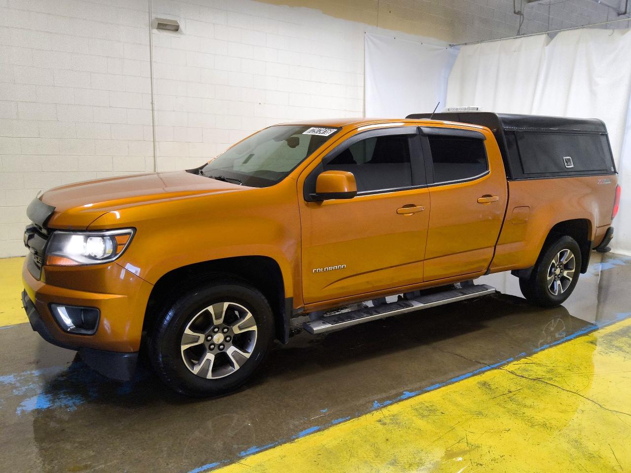 2017 CHEVROLET COLORADO Z71 — Front 3/4