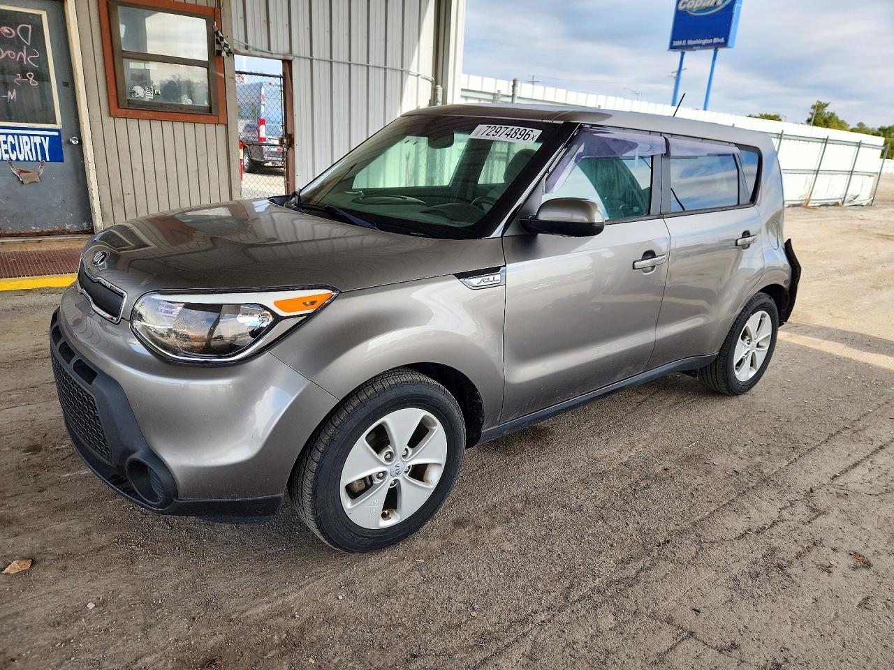 2016 KIA SOUL Plus — Front 3/4