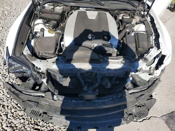 2017 LEXUS RC 350 — Engine bay