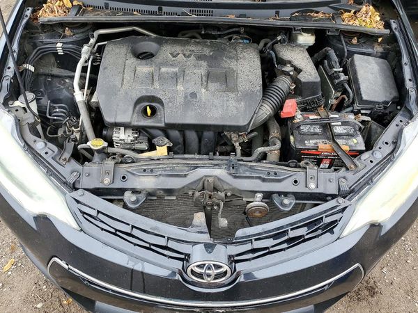 2014 TOYOTA COROLLA L/LE — Engine bay