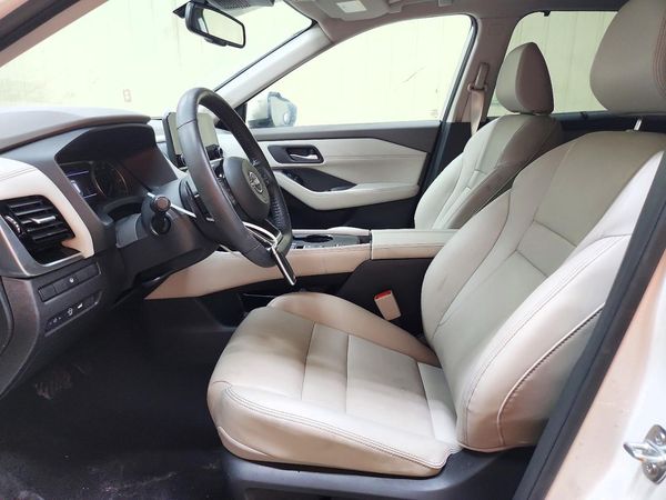 2023 NISSAN ROGUE SL — DENT