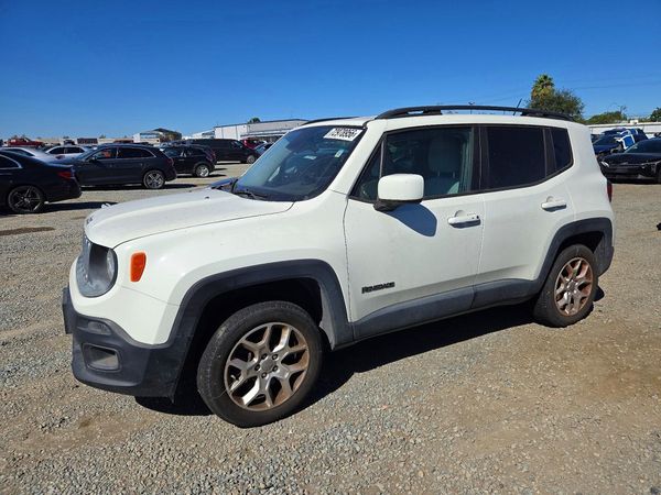 2016 JEEP RENEGADE — Front 3/4