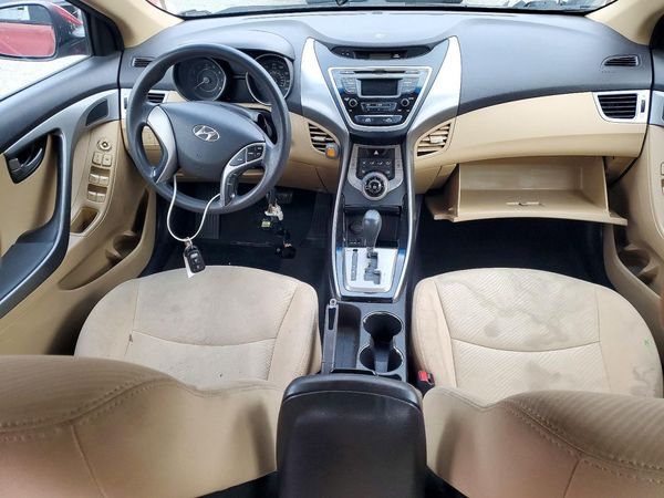 2013 HYUNDAI ELANTRA — CKPT