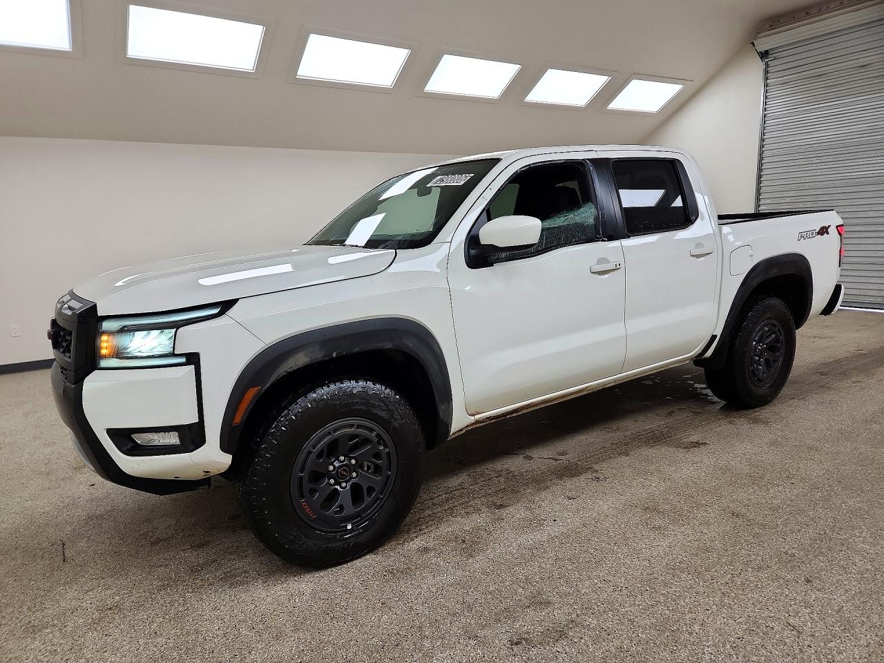 2026 NISSAN FRONTIER — Front 3/4