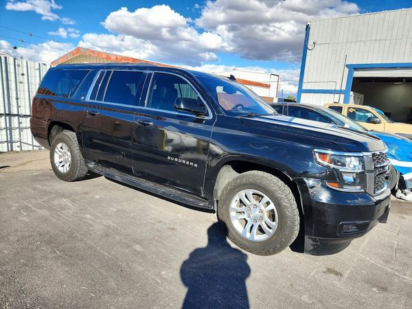 2020 CHEVROLET SUBURBAN LT — Passenger 3/4