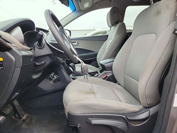 2017 HYUNDAI SANTA FE Base — DENT